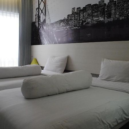 Hotel Vio Westhoff Bandung Exterior foto